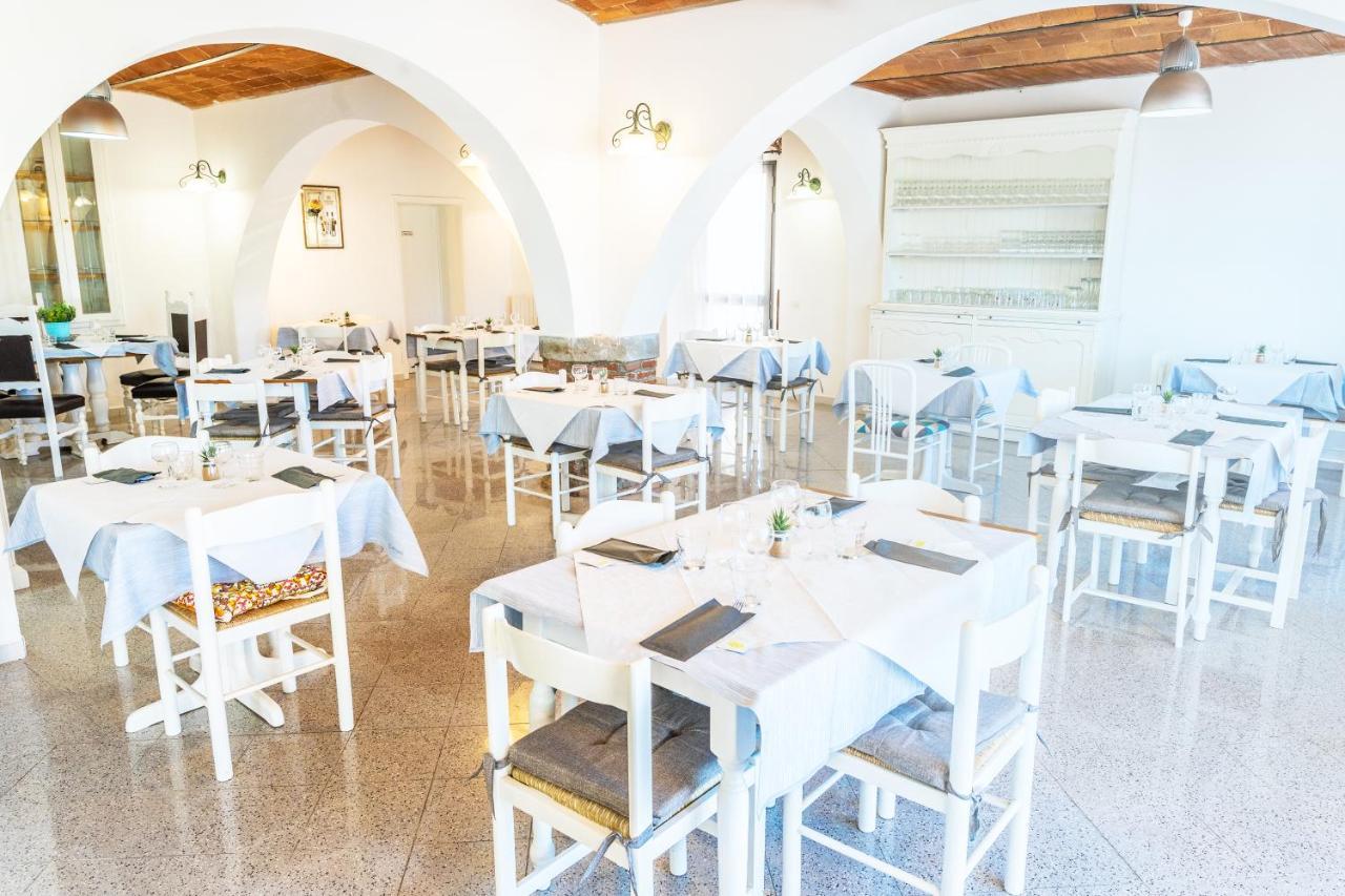 Hotel The Flash - Venturina Terme Ngoại thất bức ảnh