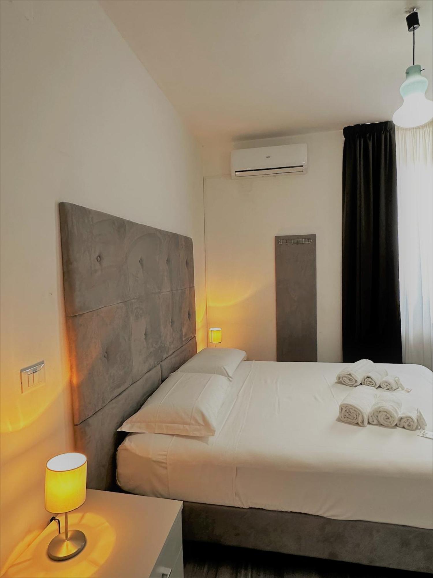 Hotel The Flash - Venturina Terme Ngoại thất bức ảnh