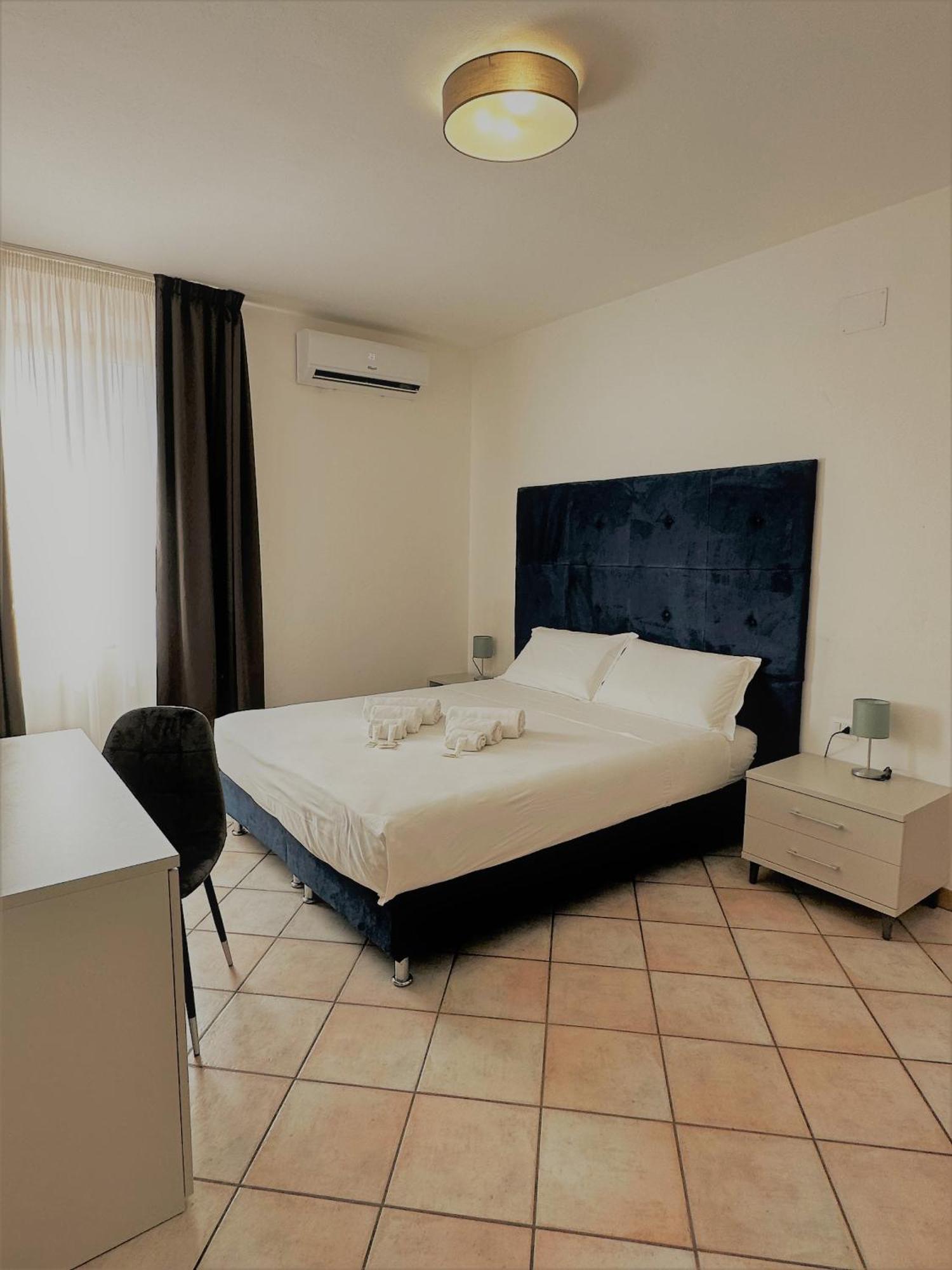 Hotel The Flash - Venturina Terme Ngoại thất bức ảnh